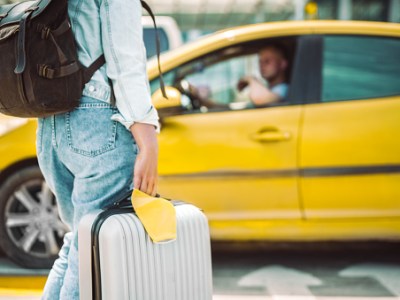 Advantages of Using Airport Taxi&nbsp;Services